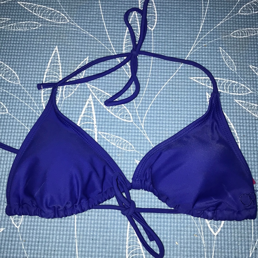 NEW blue binkini top